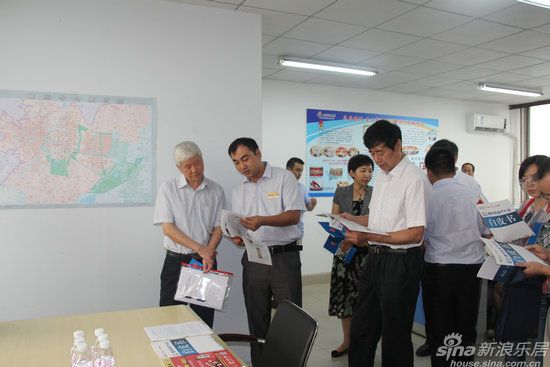 http://src.house.sina.com.cn/imp/imp/deal/fb/79/f/8679d4539b89e72d5c39e1b3649_p1_mk1_wm35.jpg